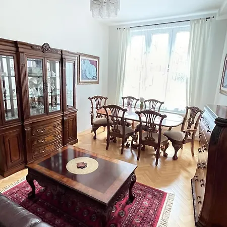 Cozy Apartment In The City Centre Olomouc Exterior photo